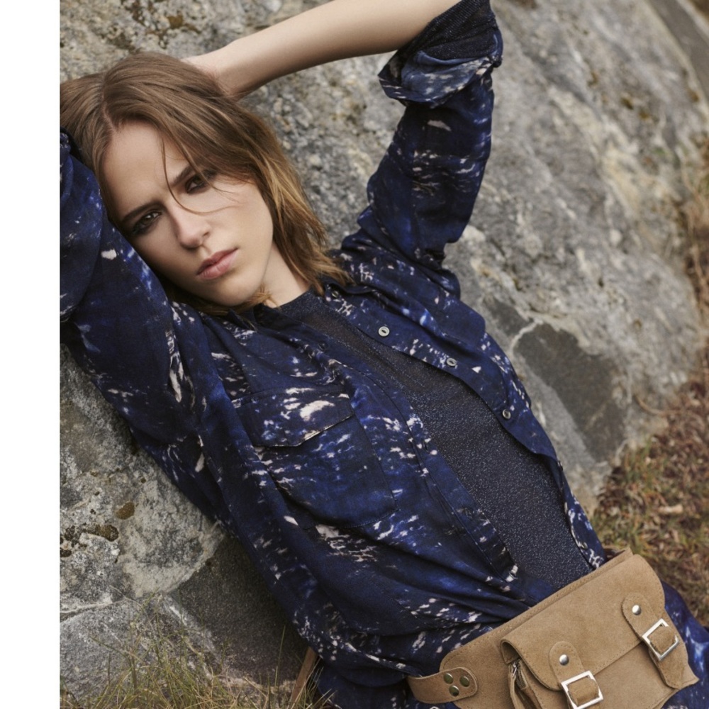 BLUE PRINTED BLOUSE
